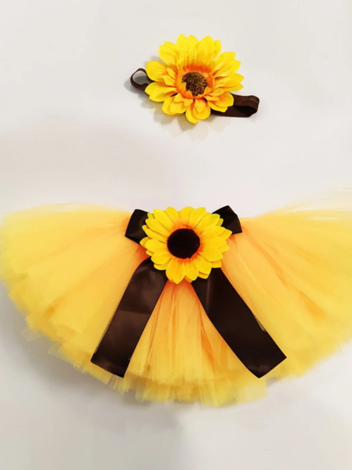 Neugeborenenoutfit "Sonnenblume",festlich Neugeborenenshooting